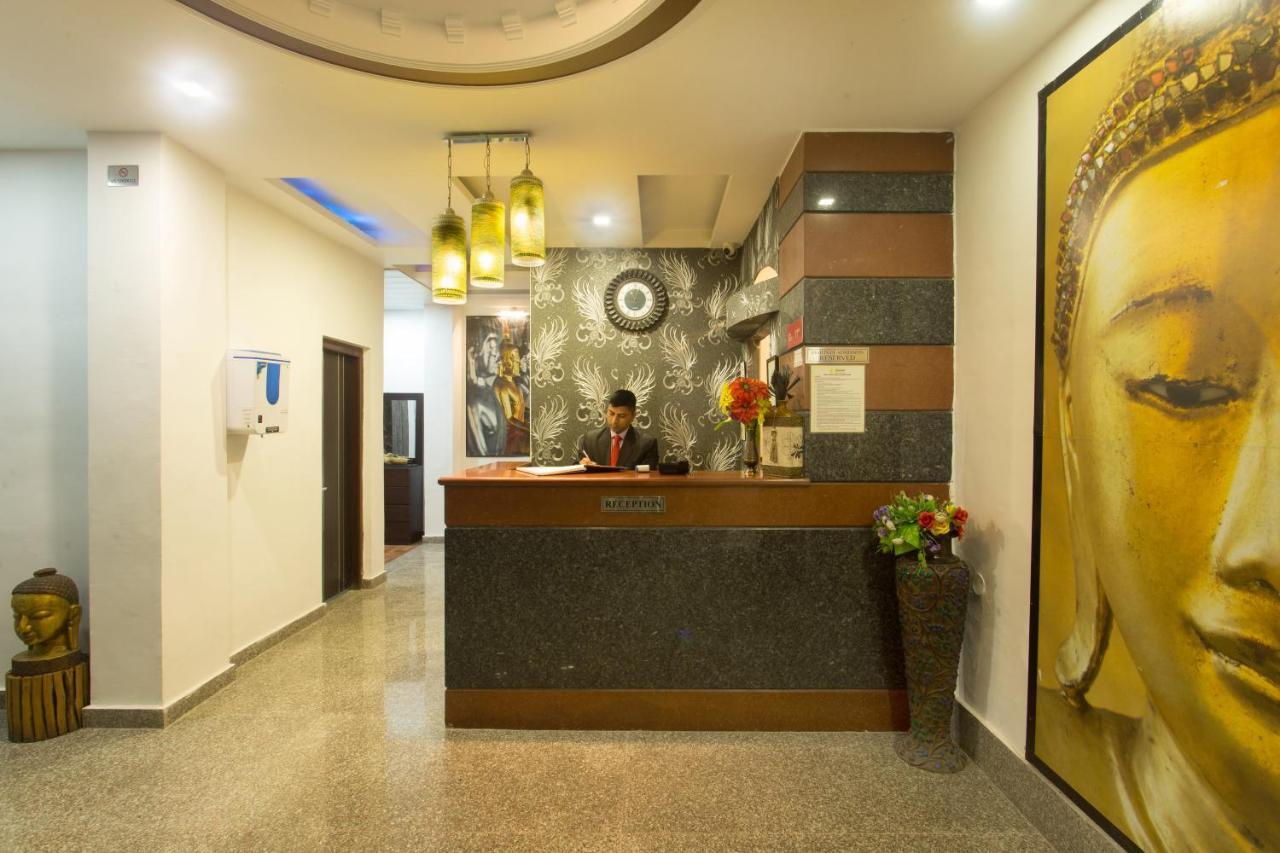 Hotel Shivani International Мак-Леод-Гейндж Экстерьер фото